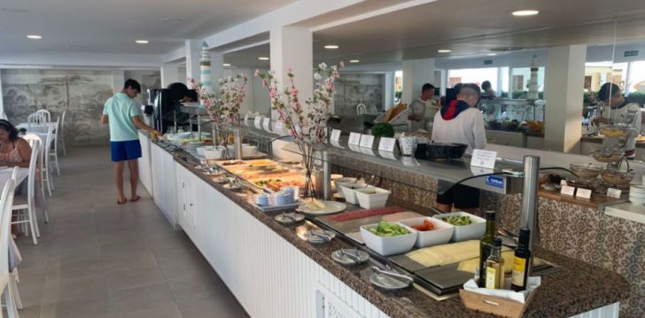 Hubane puhkus Mallorcal, 3* hotellis HOTEL CHEVY! 31