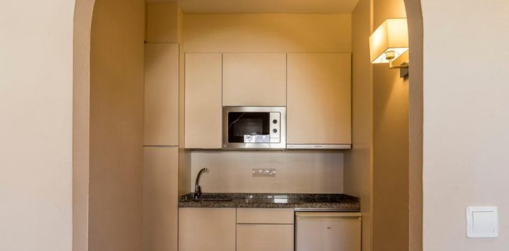 Puhkus Hispaanias, 3* hotellis ILUNION MIRAMAR, Costa del Solis! 24