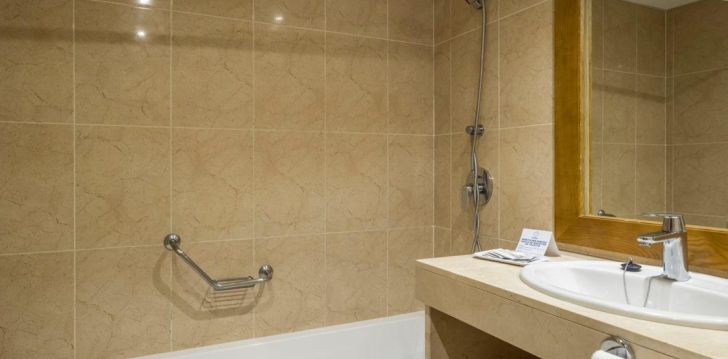 Puhkus Hispaanias, 3* hotellis ILUNION MIRAMAR, Costa del Solis! 25