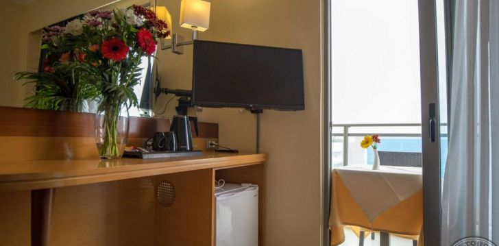 Linnapuhkus Rhodosel, 3* hotell MANOUSOS CITY HOTEL! 12