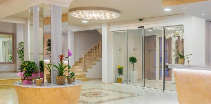 Rahulik rannapuhkus Korfu saarel, 4* hotellis CNIC GEMINI HOTEL! 9