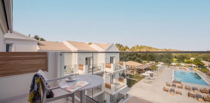 Rahulik puhkus 4* hotellis EKATI MARE LIFESTYLE RESORT, Korful! 6