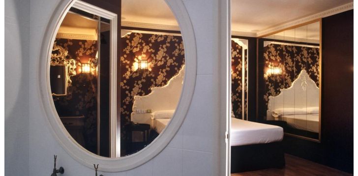 Linnapuhkus Barcelonasse, peatu 2* hotellis LA FRANCA TRAVELLERS (ADULTS ONLY)! 19