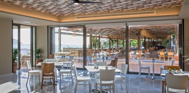 Mereäärne puhkus Kreetal, 5* hotellis ZEUS ELEVA MIRABELLO BAY! 24