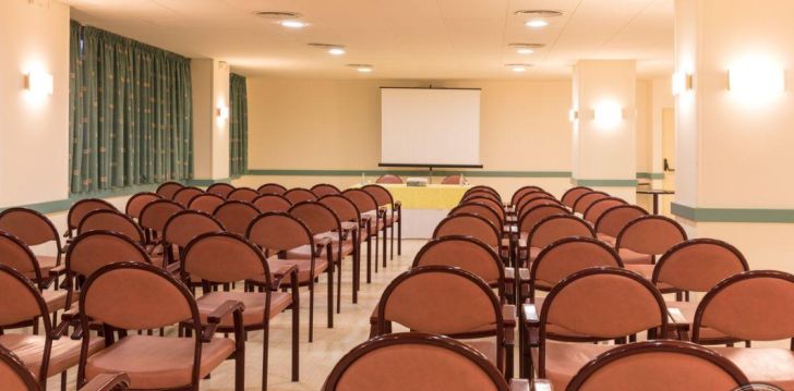 Ökonoomne puhkus Costa Braval, 4* hotellis H TOP ROYAL STAR LLORET! 16