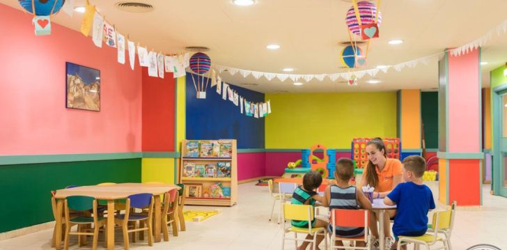 Ökonoomne puhkus Costa Braval, 4* hotellis H TOP ROYAL STAR LLORET! 30