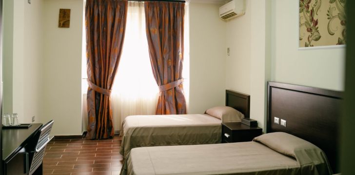 Reis Durresi, Albaaniasse, 4* hotell LEONARDO! 8