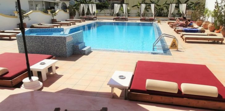 Praktiline valik puhkuseks Korful, 2* hotellis OASIS BEACH CLUB! 1