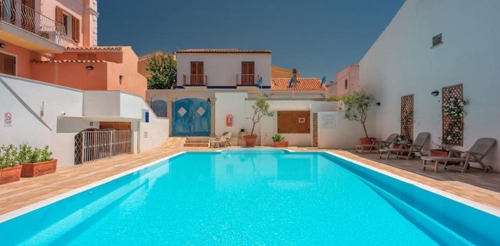 Hea hinna-kvaliteedi suhtega puhkus Sardiinias, 4* hotellis RESIDENCE CRISTAL BLU! 1