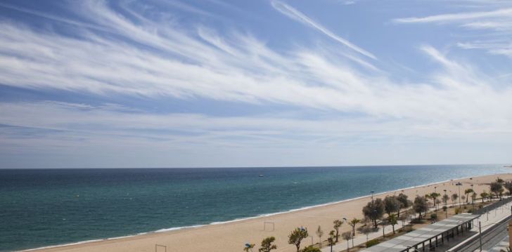 Sobilik puhkus pere või sõprade seltsis Hotel Ibersol Sorra D'or 3* Costa Bravas! 35