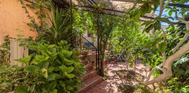Rohelusega täidetud puhkus 3* POD LOZOM ROOMS & APARTMENTS hotellis Montenegros! 8
