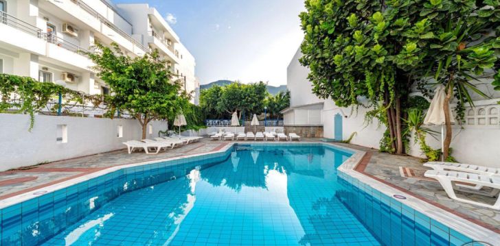 Perepuhkus veepargi lähedal 2* IRO HOTEL hotellis Kreekas! 1