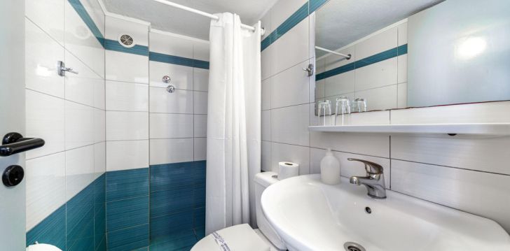 Perepuhkus veepargi lähedal 2* IRO HOTEL hotellis Kreekas! 10