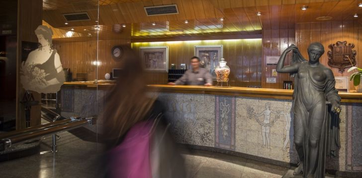 Mugav puhkus Andorras, 4* hotellis IMPERIAL ATIRAM! 24