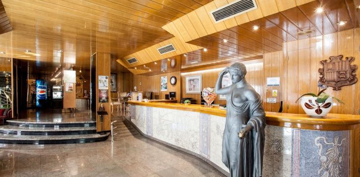 Mugav puhkus Andorras, 4* hotellis IMPERIAL ATIRAM! 25