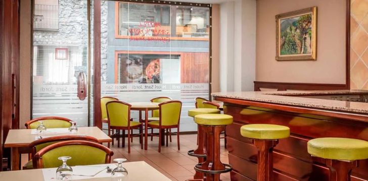 Ökonoomne reis Andorrasse, puhka 2* hotellis HOTEL SANT JORDI! 16