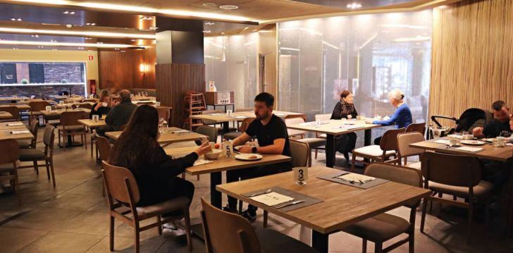 Puhkus Andorras, 4* hotellis YOMO MOLA PARK! 23