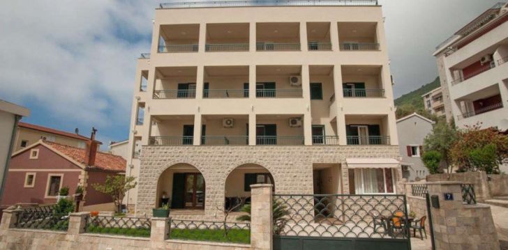Mugav puhkus Montenegros, 4* hotellis GUESTHOUSE MEDIN! 4