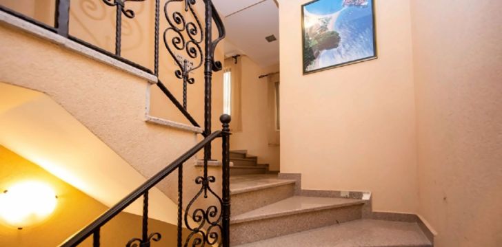 Rahulik puhkus Montenegros, 3* hotellis IPER! 19
