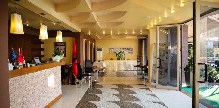 Reis Albaaniasse, lihtne 3* hotell AMBASSADOR HOTEL! 3