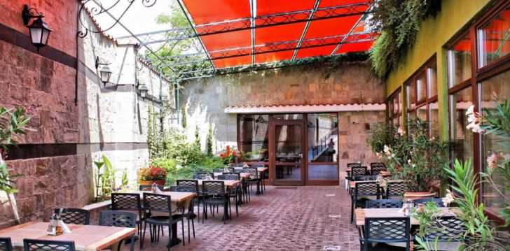 Ökonoomne puhkus Bulgaarias, 4* hotell KIPARISITE! 8