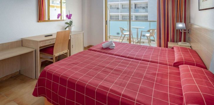 Ökonoomne puhkus ranna lähedal Hispaanias, 3* hotellis 4R SALOU PARK RESORT! 3