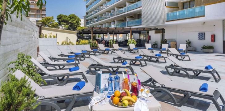 Ökonoomne puhkus ranna lähedal Hispaanias, 3* hotellis 4R SALOU PARK RESORT! 2