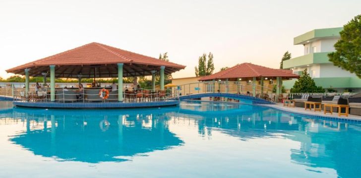 Ökonoomne puhkus Rhodosel, 3* hotellis FANTASY RESORT HOTEL! 4