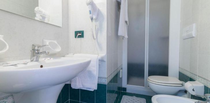 Ökonoomne puhkus Garda järve ääres, 3* hotell LIDO GARGNANO! 24