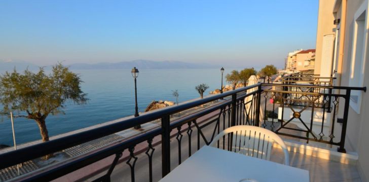 Merevaadetega puhkus Kreekas, 3* hotellis KYANI AKTI HOTEL! 13