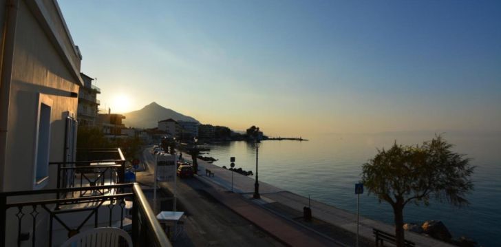 Merevaadetega puhkus Kreekas, 3* hotellis KYANI AKTI HOTEL! 14