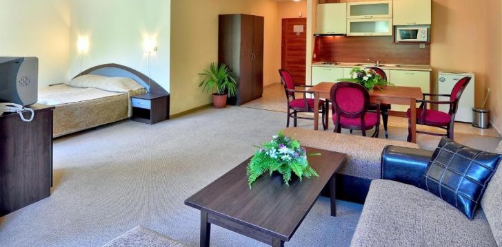 Hästi sobiv hotell perepuhkuseks 3* PARADISE GREEN PARK hotellis Bulgaarias! 8