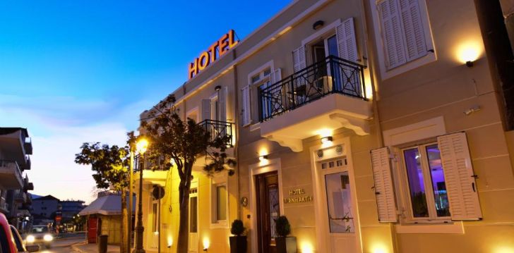 Merevaadetega puhkus Kreekas, 3* hotellis KYANI AKTI HOTEL! 1