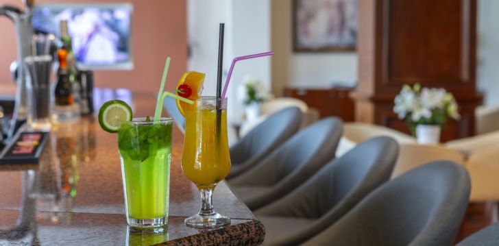 Mugav puhkus Limassolis, 3* hotellis KAPETANIOS LIMASSOL HOTEL! 8