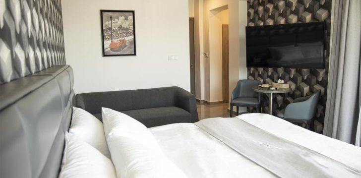 Linnapuhkus Larnacas, 3* hotellis JIMMY'S SUITES! 12