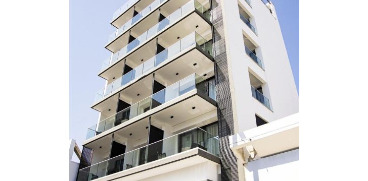 Linnapuhkus Larnacas, 3* hotellis JIMMY'S SUITES! 14
