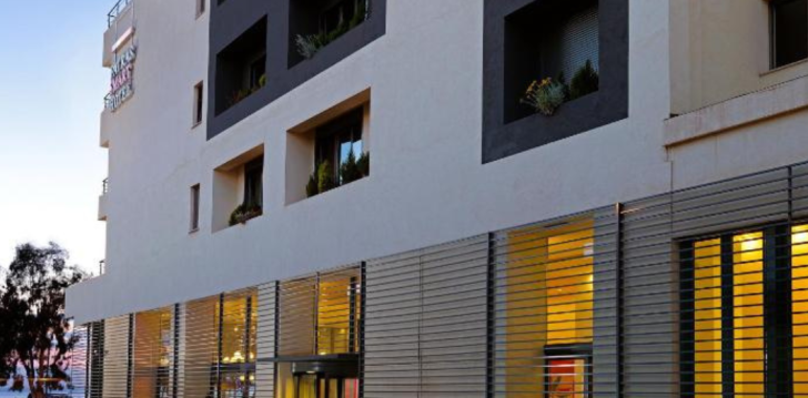 Reis Kreekasse, 3* hotellis AIROTEL PATRAS SMART! 24