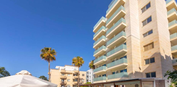Mugav puhkus Limassolis, 3* hotellis KAPETANIOS LIMASSOL HOTEL! 14