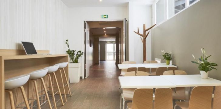 Avasta kaunist Pariisi 3* hotellis HOTEL KYRIAD PARIS 18 - PORTE DE CLIGNANCOURT - MONTMARTRE! 5