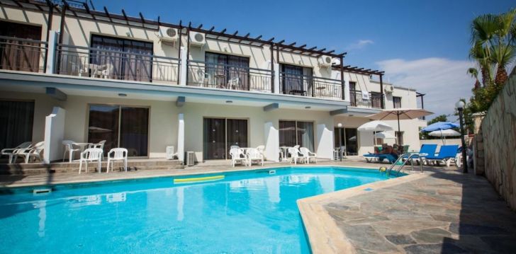 Päikseline puhkus Crystallo Apartments 3* hotellis Küprosel! 13