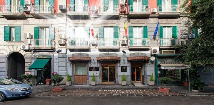 Võluv Napoli kutsub tõelisele itaaliapärasele puhkusele 3* hotellis GRAND HOTEL EUROPA! 4
