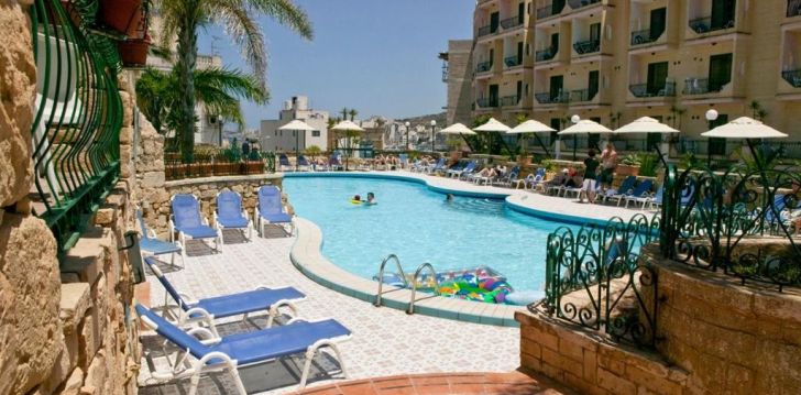 Silmapaistev puhkus Porto Azzurro Aparthotel 3* hotellis Maltal! 1
