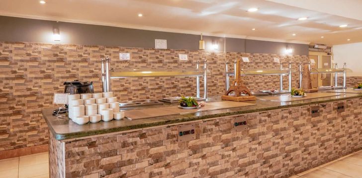 Mõnus puhkus 5* AMC ROYAL HOTEL & SPA hotellis Hurghadas! 11