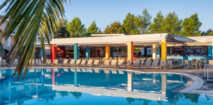 Uuenduslik hotellis puhkus 4* MAREBLUE BEACH RESORT Kreekas! 25