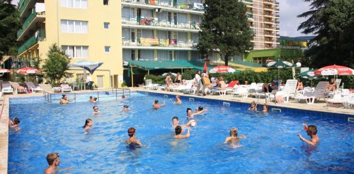 Tagasihoidlik puhkus 3* SUNNY VARSHAVA hotellis Bulgaarias! 1