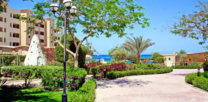 Vaikne ja hubane puhkus 4* KING TUT AQUA PARK BEACH RESORT hotellis Hurghadas 9