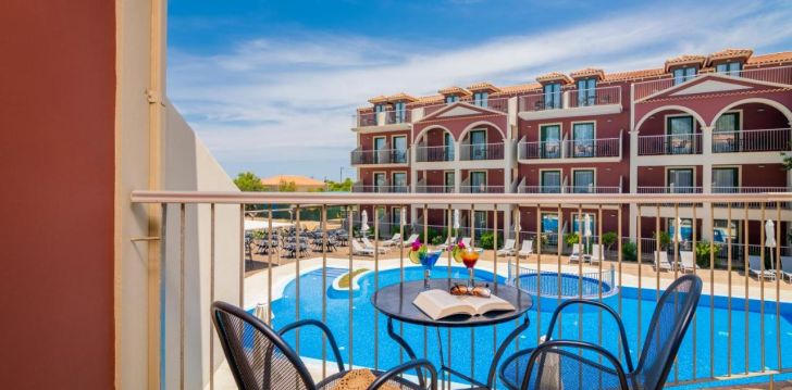 Mere ääres asuv hotell 4* STROFADES BEACH kutsub puhkama maagilisele Zakynthosele! 10
