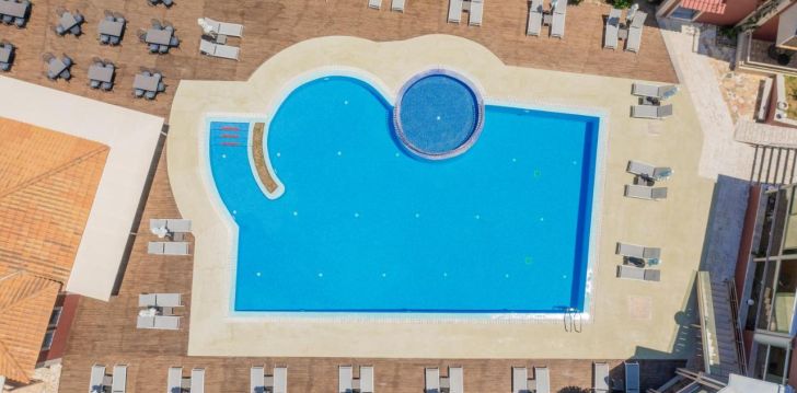 Mere ääres asuv hotell 4* STROFADES BEACH kutsub puhkama maagilisele Zakynthosele! 11