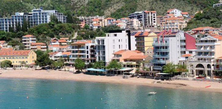 Rahulikud hetked iseendale või paarilisega 4* hotellis Villa La Mer Montenegros 3