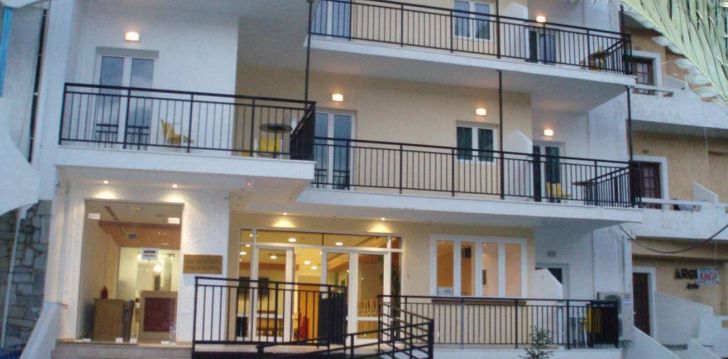 Veeda tegus perepuhkus 3* HARIS APARTMENTS HERSONISSOS hotellis Kreetal! 1
